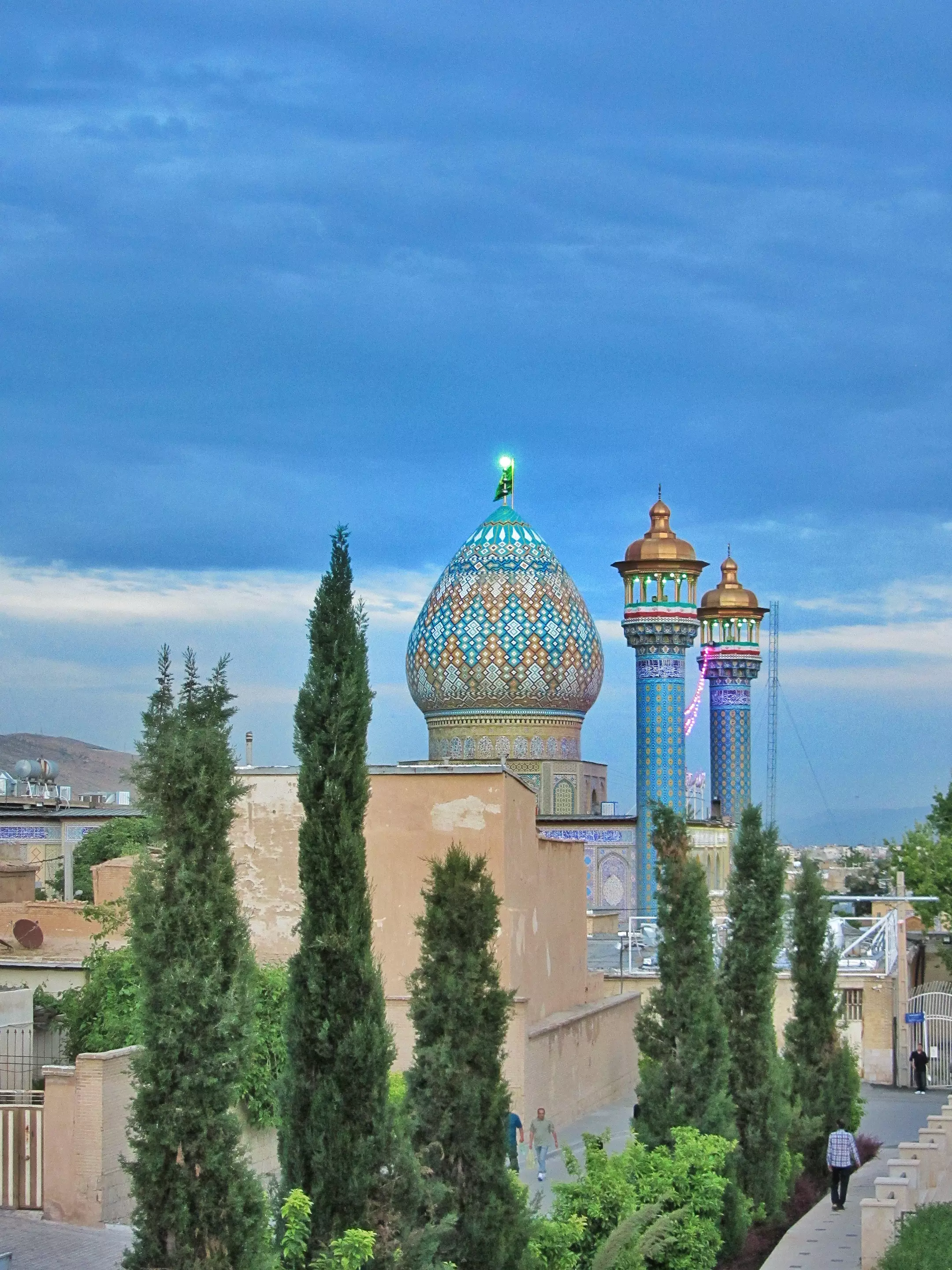 هتل آپارتمان آستانه شیراز
